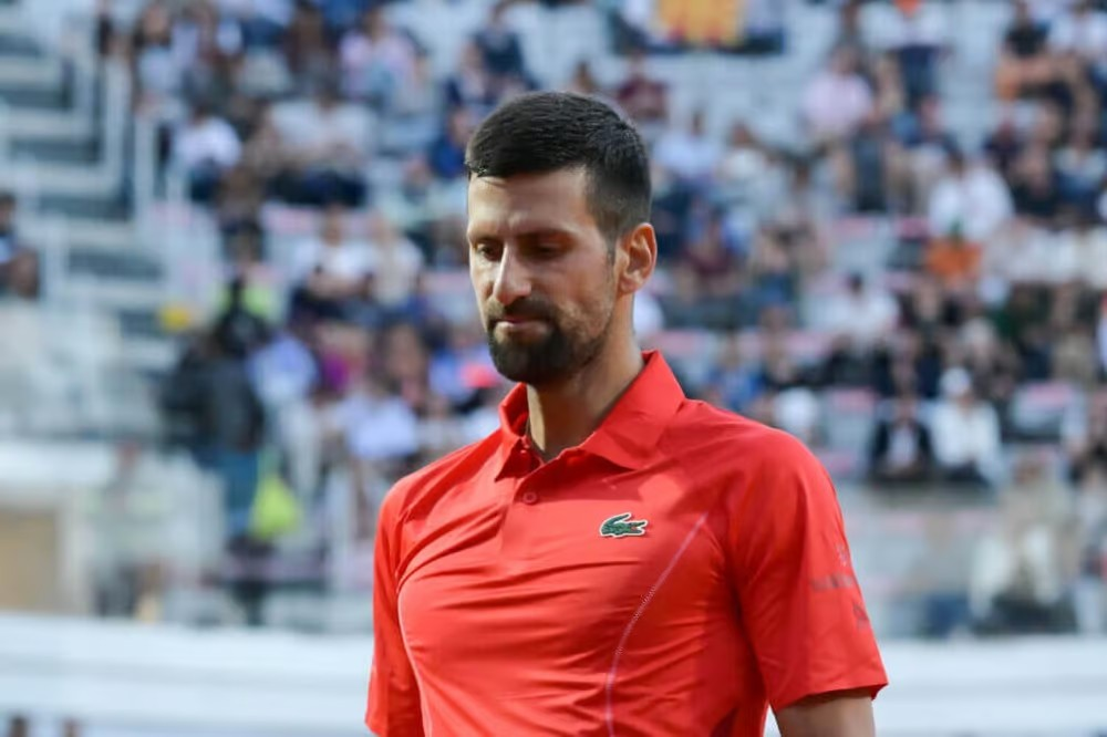Djokovic Unharmed After Accidental Water Bottle Incident at Italian Openillustration