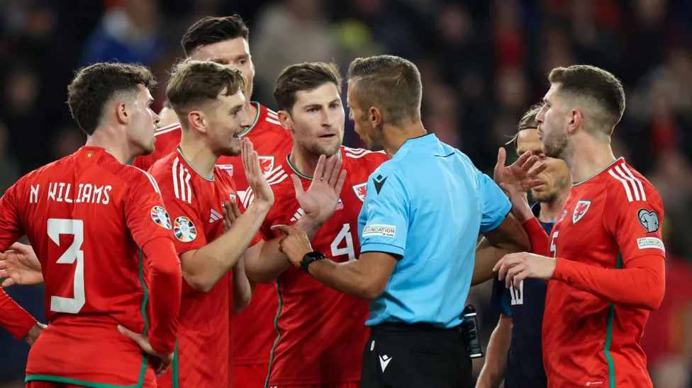 UEFA Mandates Captains as Sole Interlocutors with Referees at Euro 2024illustration