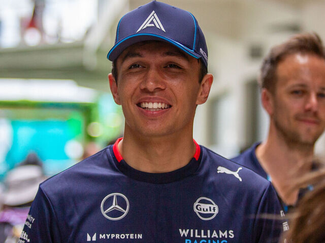 Alex Albon Extends Contract with Williamsillustration