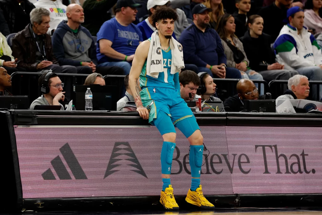 Mother Sues LaMelo Ball and Charlotte Hornets Over Alleged Foot Injury at Fan Eventillustration