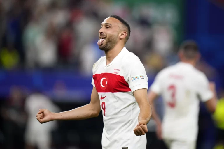Turkey Reaches Euro 2024 Knockout Round, Eliminates Czech Republic in 2-1 Win