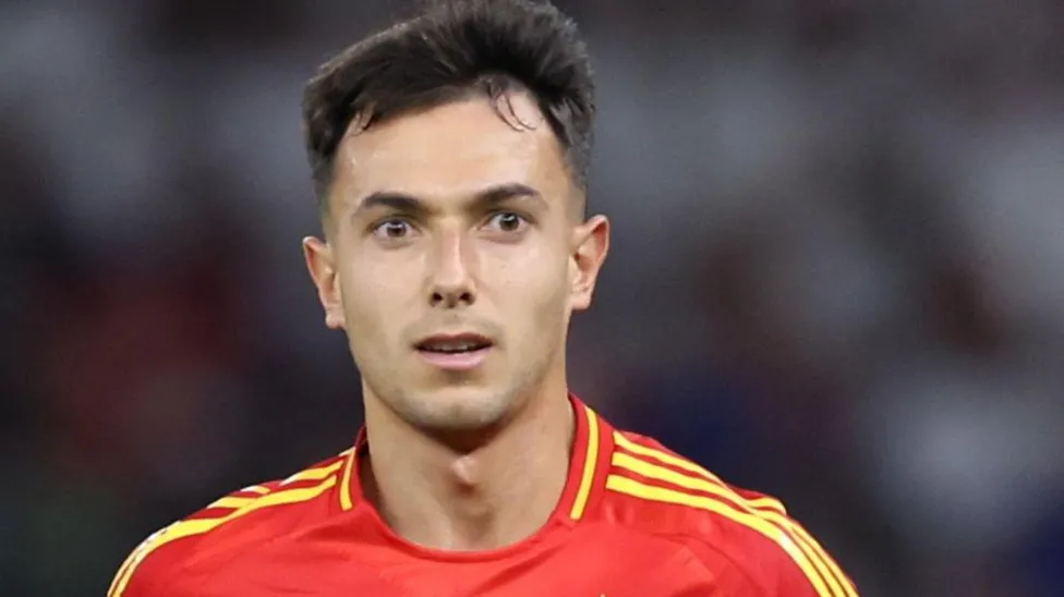 Liverpool Continue Talks to Sign Spain's Zubimendiillustration